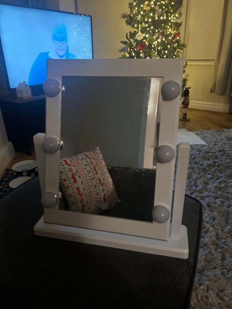 image for Desk mirror
