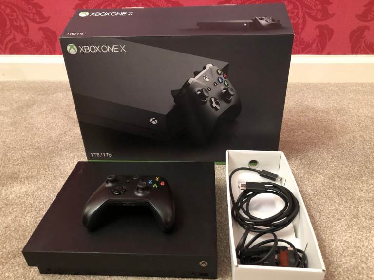 Microsoft Xbox One X - 1TB - Boxed