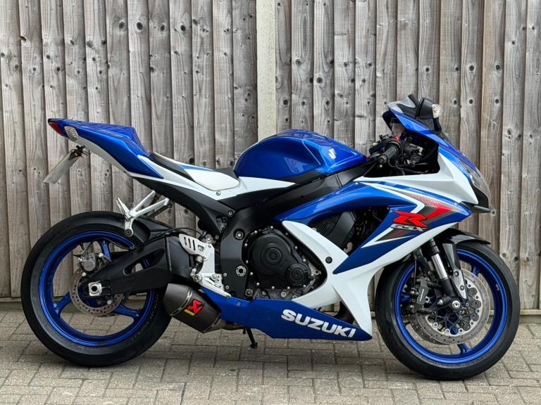 SUZUKI GSXR 750 K8 2009 (09) SUPER SPORT + AKRAPOVIC EXHAUST 