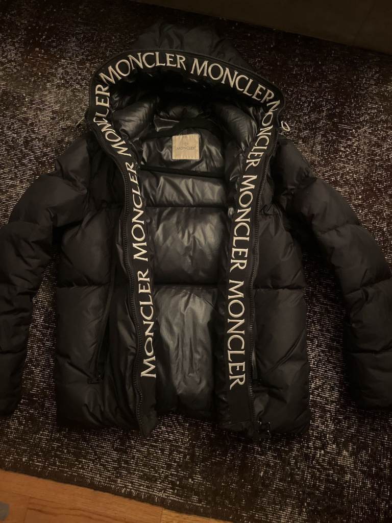 Moncler montcla black down jacket small mens new
