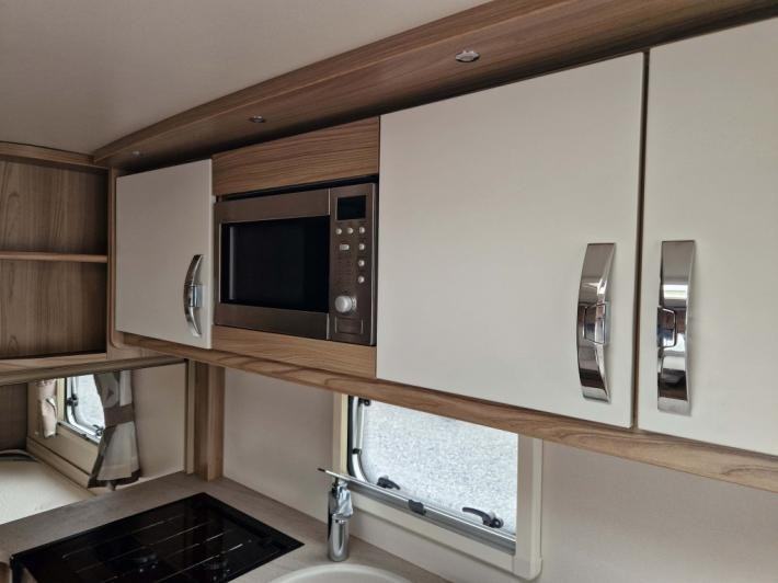 2017 Sprite Quattro FB Used Caravan