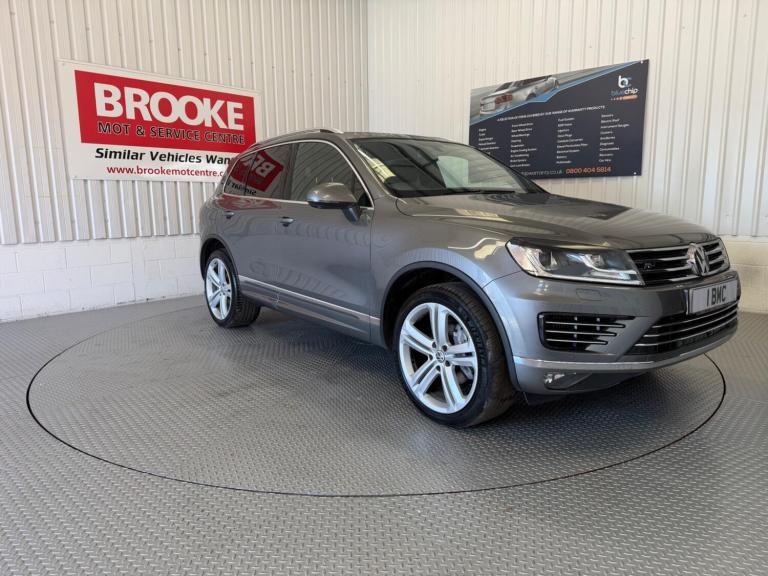 2015 Volkswagen Touareg 3.0 TDI V6 BlueMotion Tech R-Line Tiptronic 4WD Euro 6 (s/s) 5dr ESTATE D...