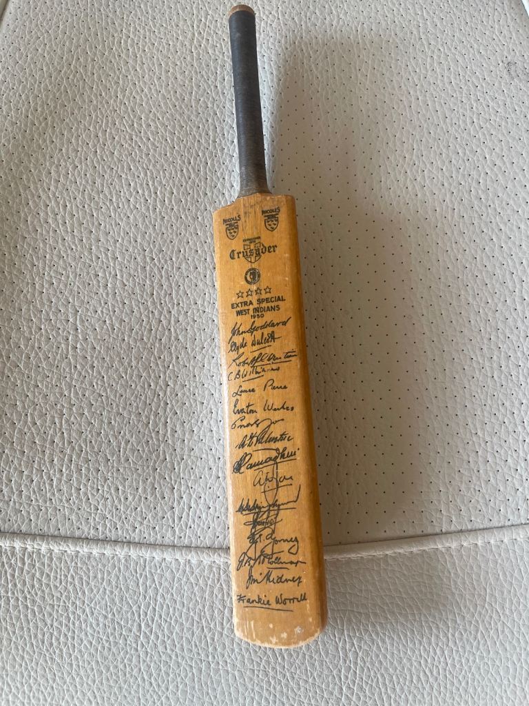 🏏 Vintage 1950 West Indies Cricket Bat – Gray-Nicolls Crusader – Collectible Mini Bat 🏏
