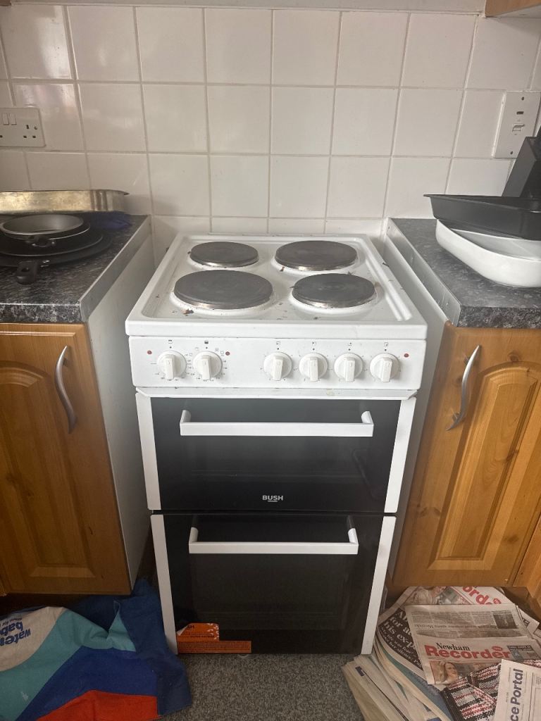 White goods for sale- need gone on 07/06 discount if taken as bundle 