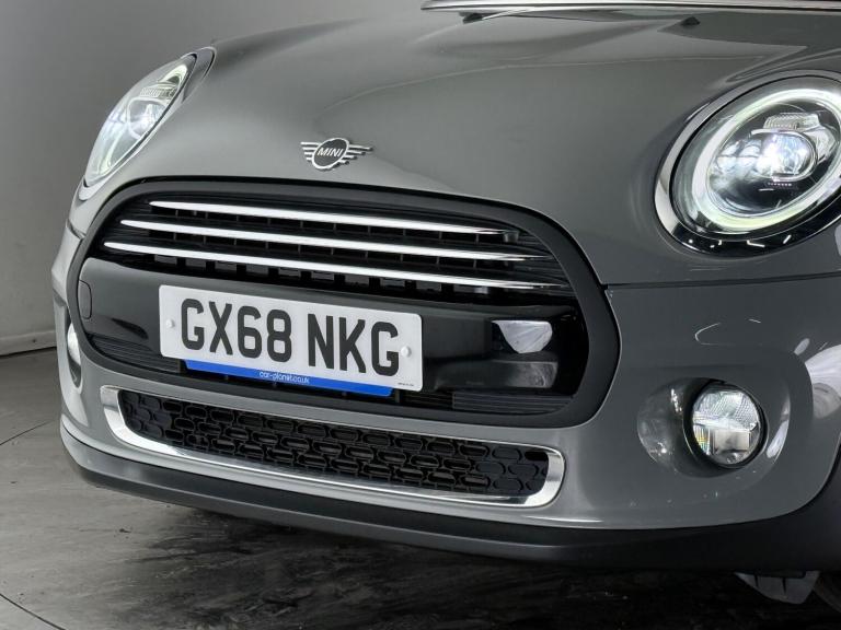 2019 MINI Hatch 1.5 Cooper Exclusive Euro 6 (s/s) 5dr HATCHBACK Petrol Manual