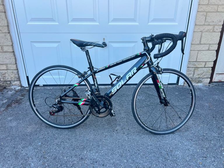 24” Solar Road Bike – Black, Good Condition