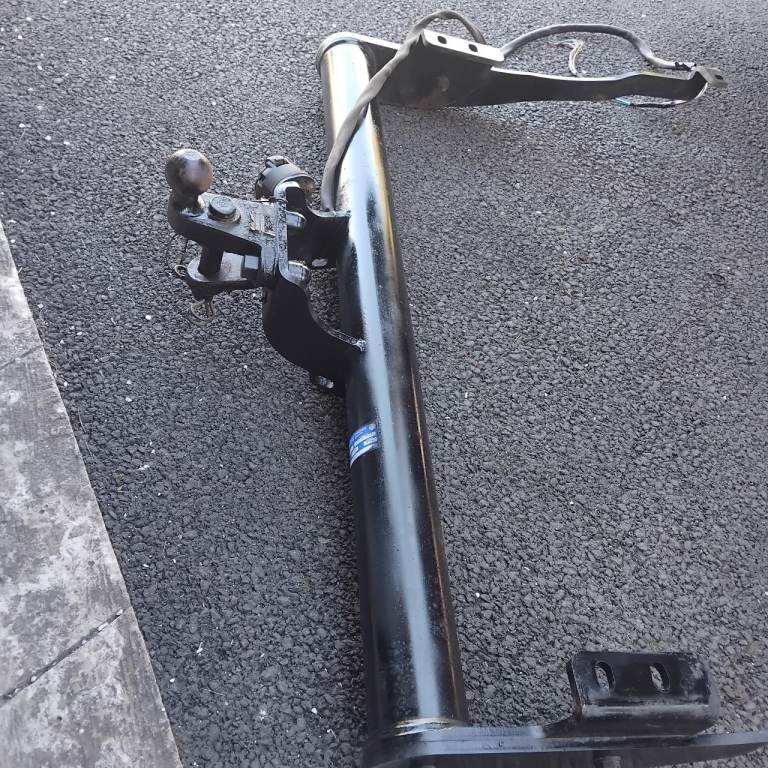 Renault trafic towbar 2022 model