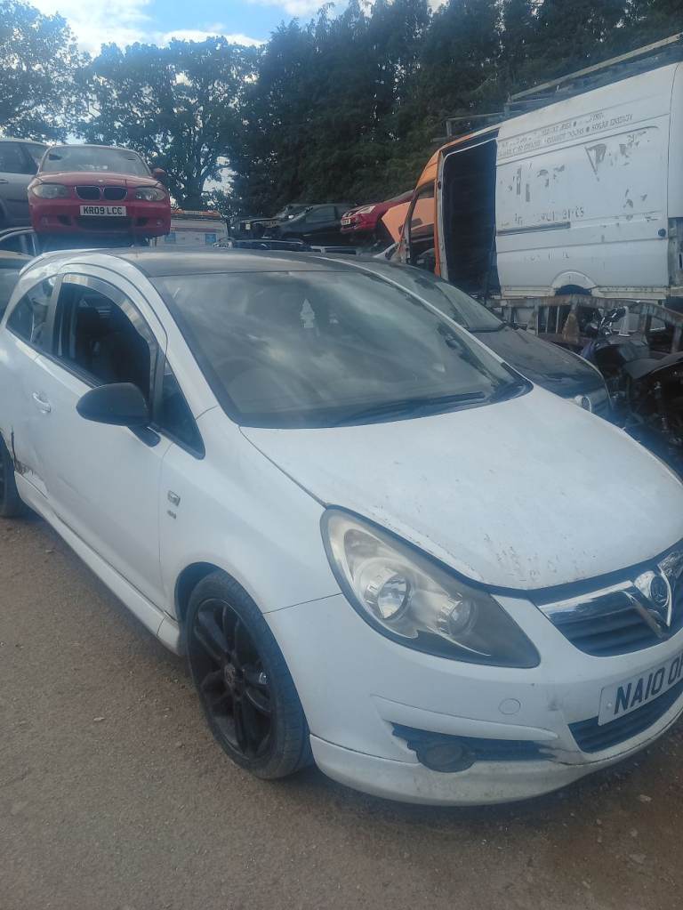 BREAKING, Corsa d, different colours, 3 & 5 door