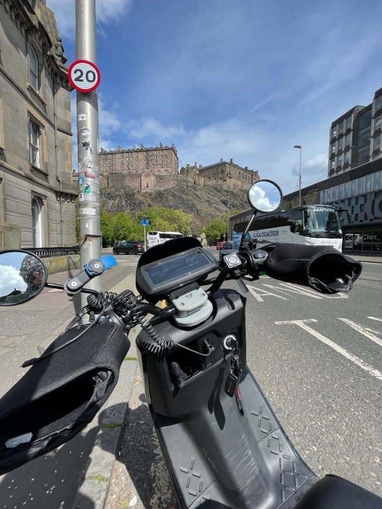 NIU NQi GTS Pro 2022 – Dual Battery – 2,000 Miles – Excellent Condition – L1e Electric Moped