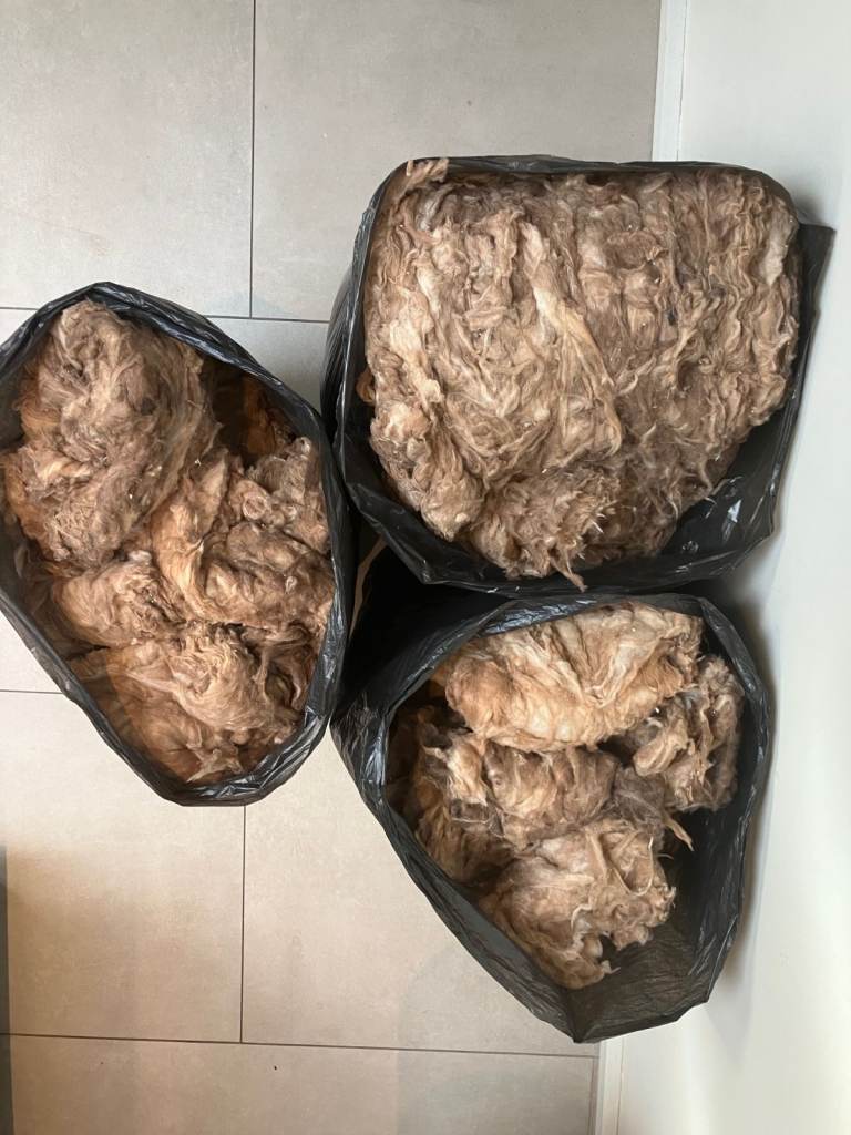 Rockwool for thermal insulation in loft or similar, 180L in sacks