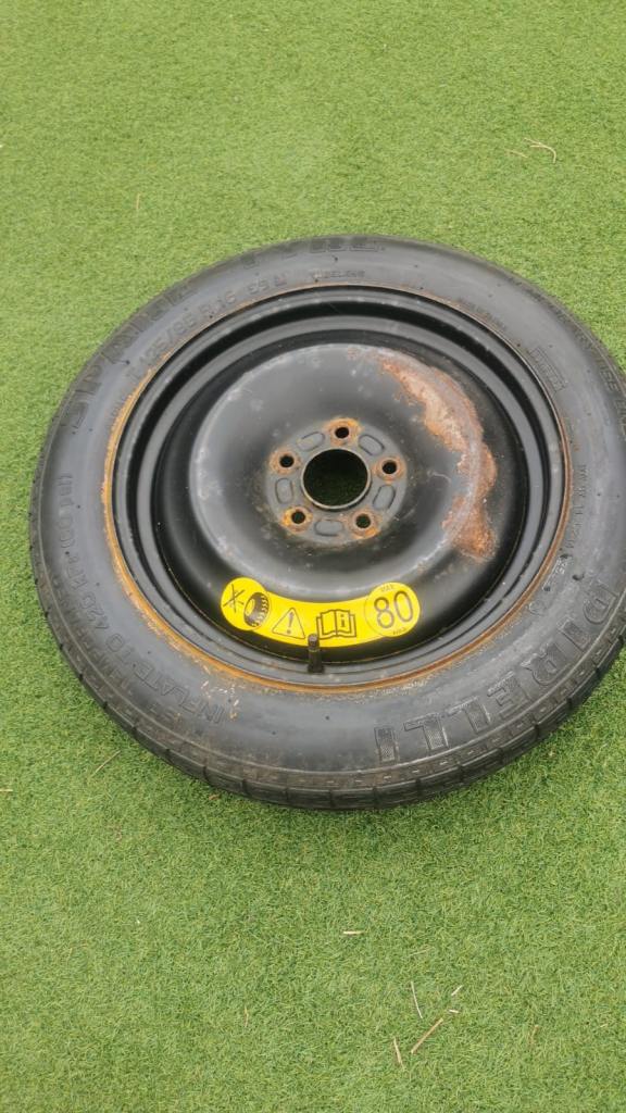Ford Focus space-saver spare wheel. 