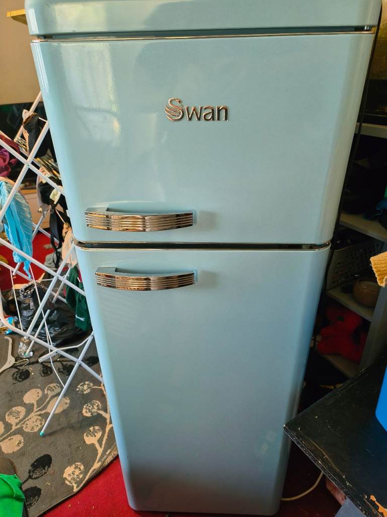 Retro look Fridge Freezer (Delivery 🚚 Available for Extra)
