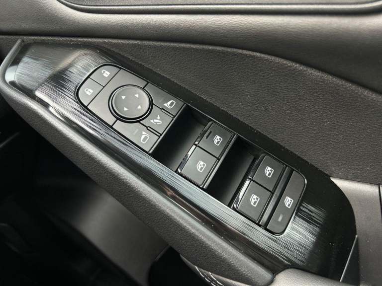 2021 Nissan Qashqai 1.3 DIG-T MHEV Acenta Premium XTRON Euro 6 (s/s) 5dr SUV PETROL Automatic