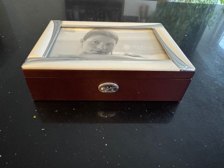 Jewellery box organiser 