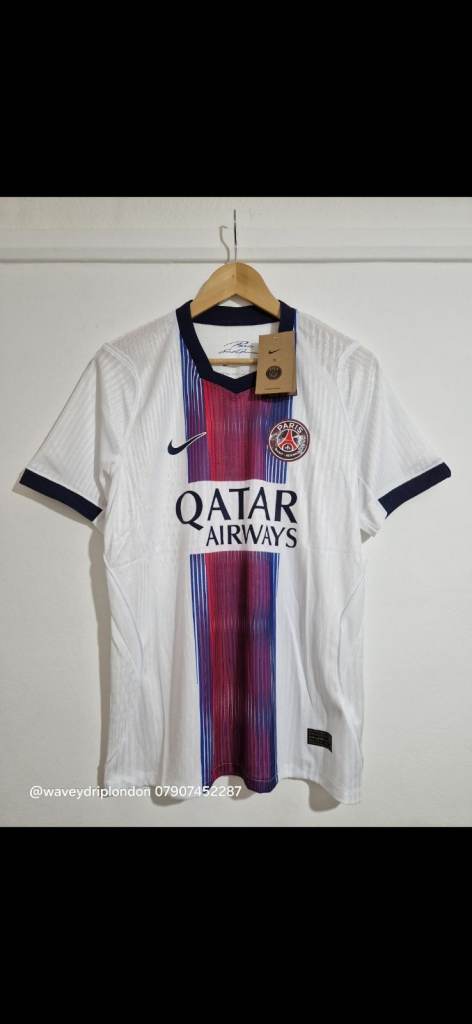 AUTHENTIC PLAYER EDITION: New Nike  PSG Football Shirt - White, Red & Blue