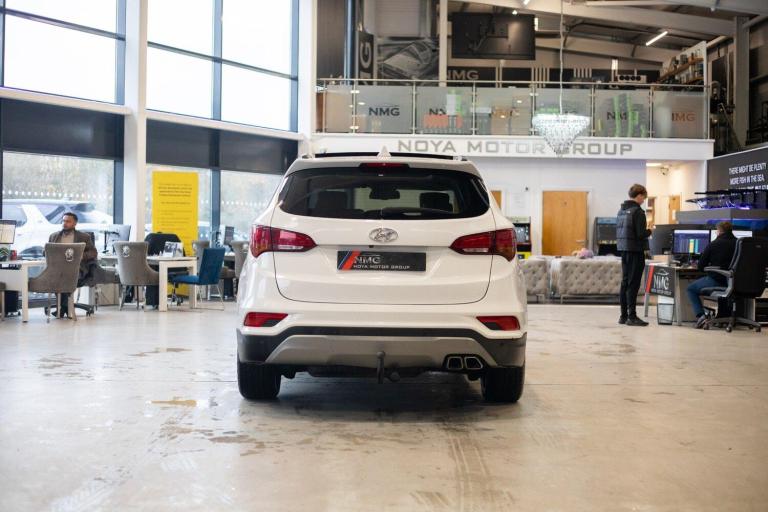 2016 Hyundai Santa Fe 2.2 CRDi Blue Drive Premium SE 5dr Auto [7 Seats] ESTATE DIESEL Automatic