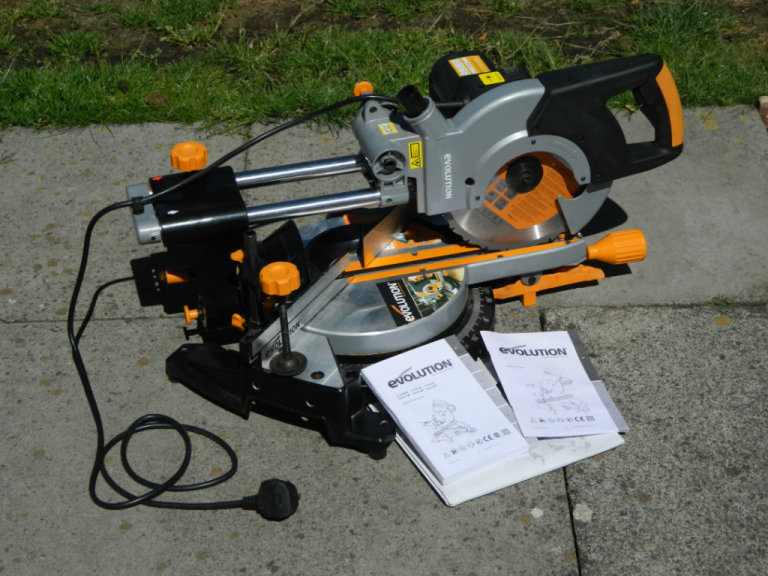 Evolution 2000w Sliding Mitre Saw