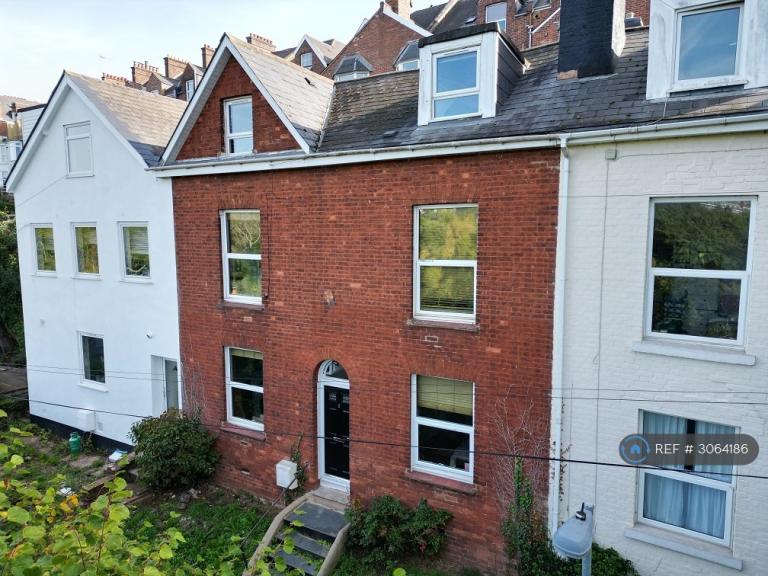 5 bedroom house in Rockside, Exeter, EX4 (5 bed) (#3064186)