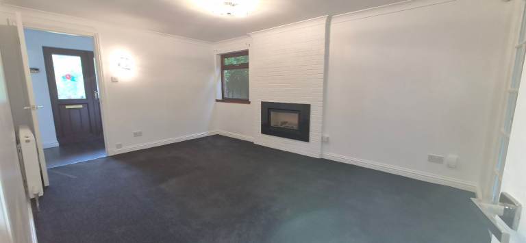 Four Bedroom Detached House - Bellshill