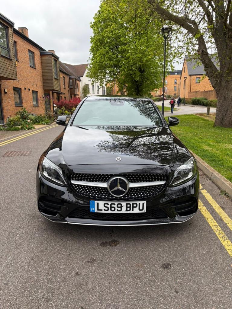 MERCEDES C200D 2019 Heated seats/apple carplay/android auto