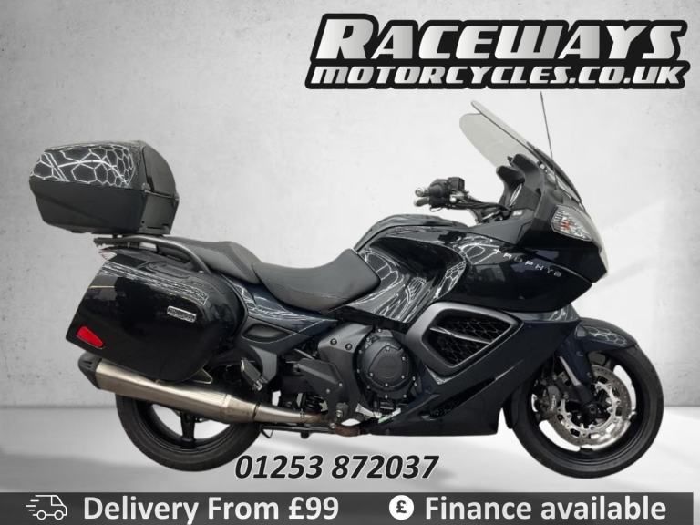 TRIUMPH TROPHY SE 2015 BLACK  WITH 24,047  MILES USED MOTORCYCLE