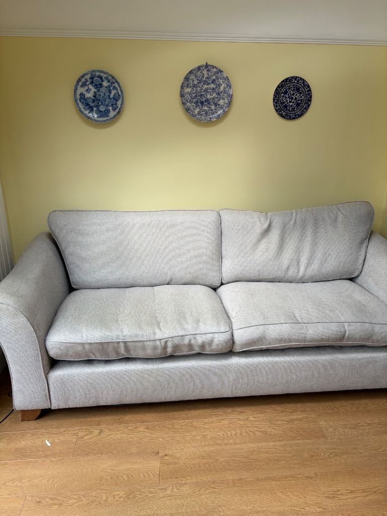 Sofa 4 seater free
