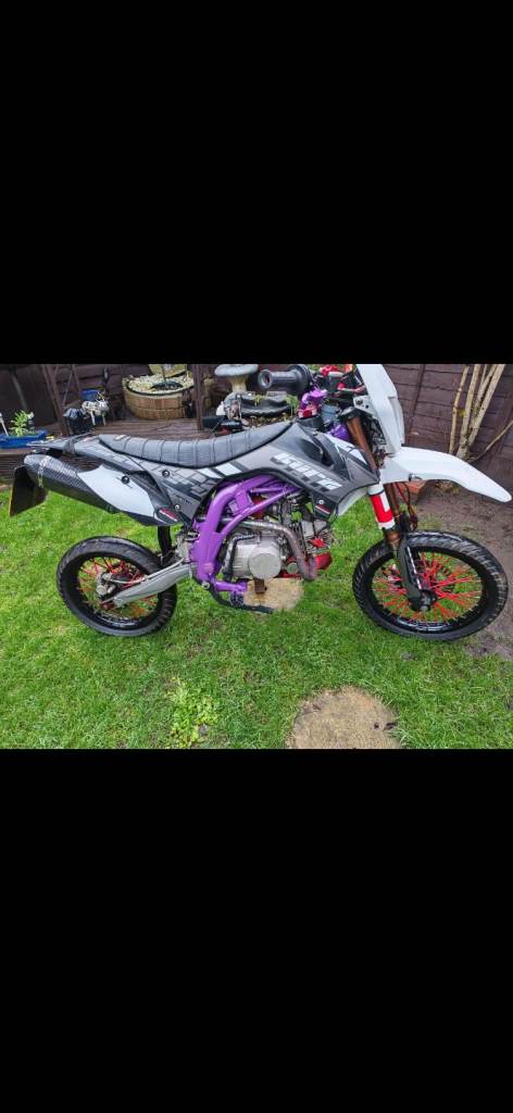 125 road legal pit bike 