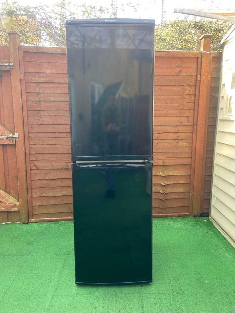 Hotpoint Fridge Freezer. A+ Energy Class. Delivery possible.