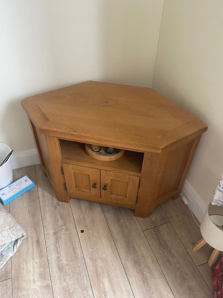 Oak corner TV stand and coffee table 