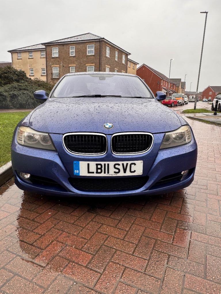 BMW, 3 SERIES, Saloon, 2011, Manual, 1995 (cc), 4 doors