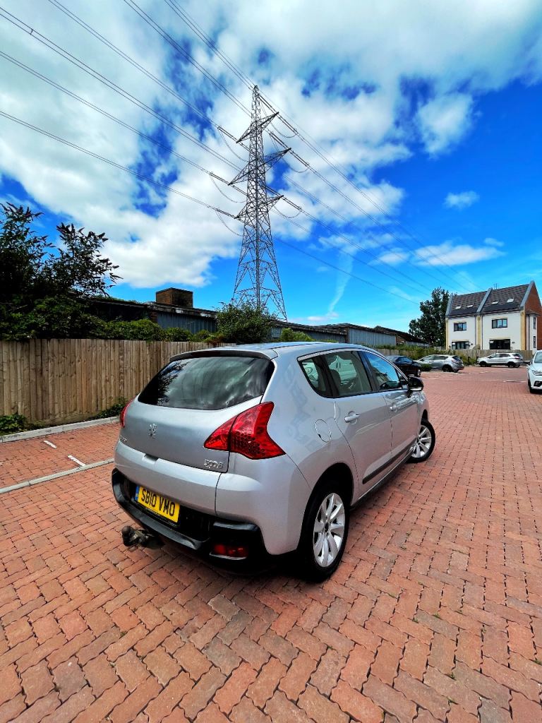 Peugeot, 3008, Hatchback, 2010, Manual, 1560 (cc), 5 doors