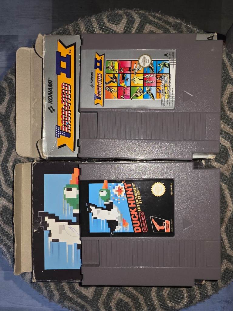 2 nintendo nes and games