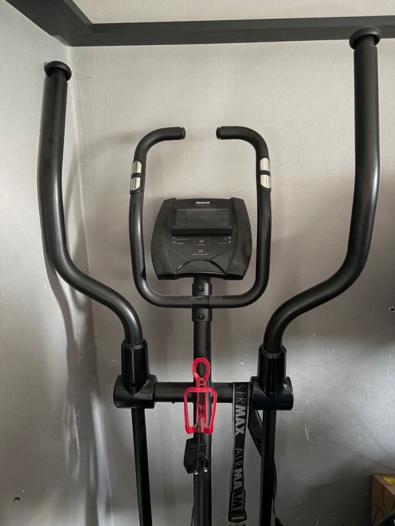 Reebok one gx40 cross trainer
