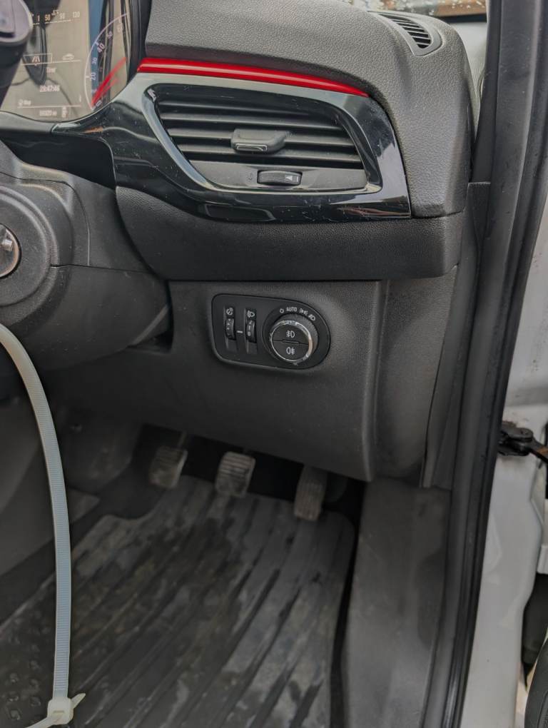 Vauxhall, CORSA SRI, 2016, Manual, 1398 (cc), 3 doors