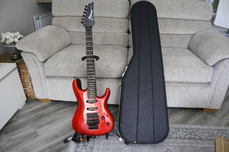 vintage ibinez guitar