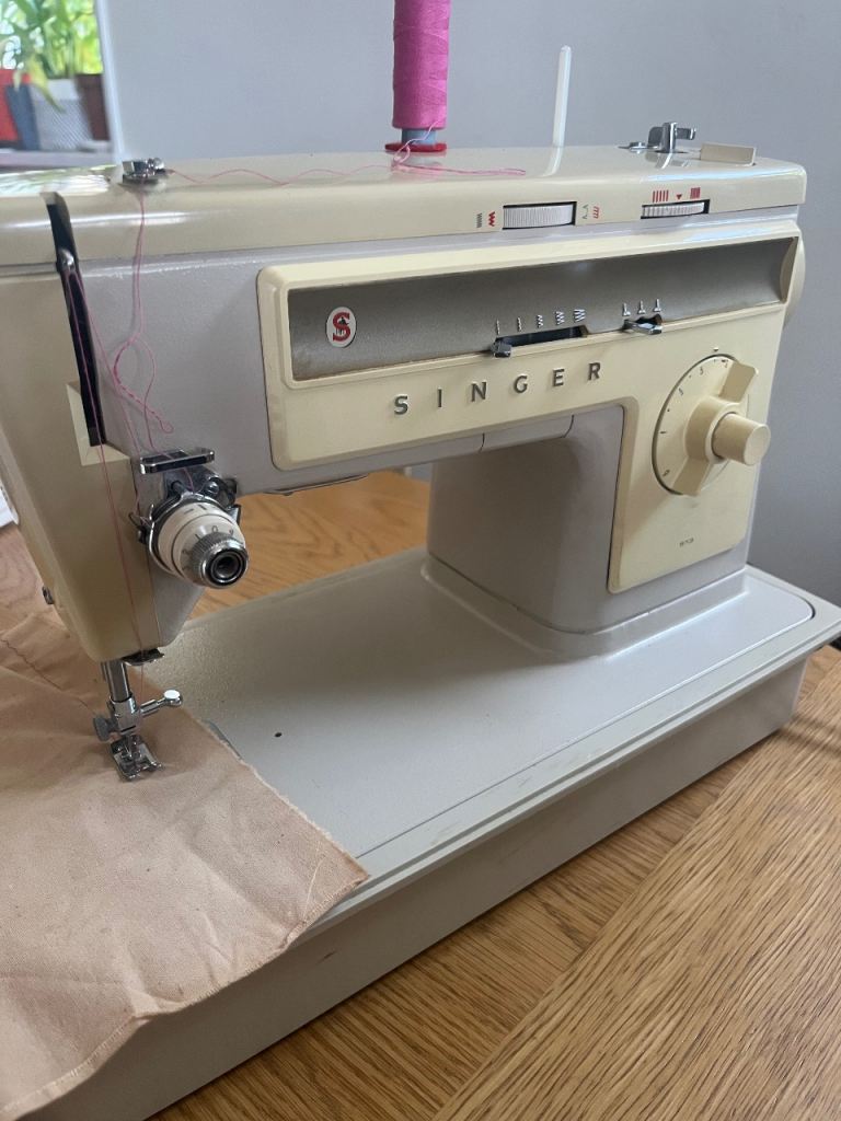 Sewing machine 