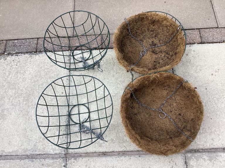Four hanging baskets -Good Condition