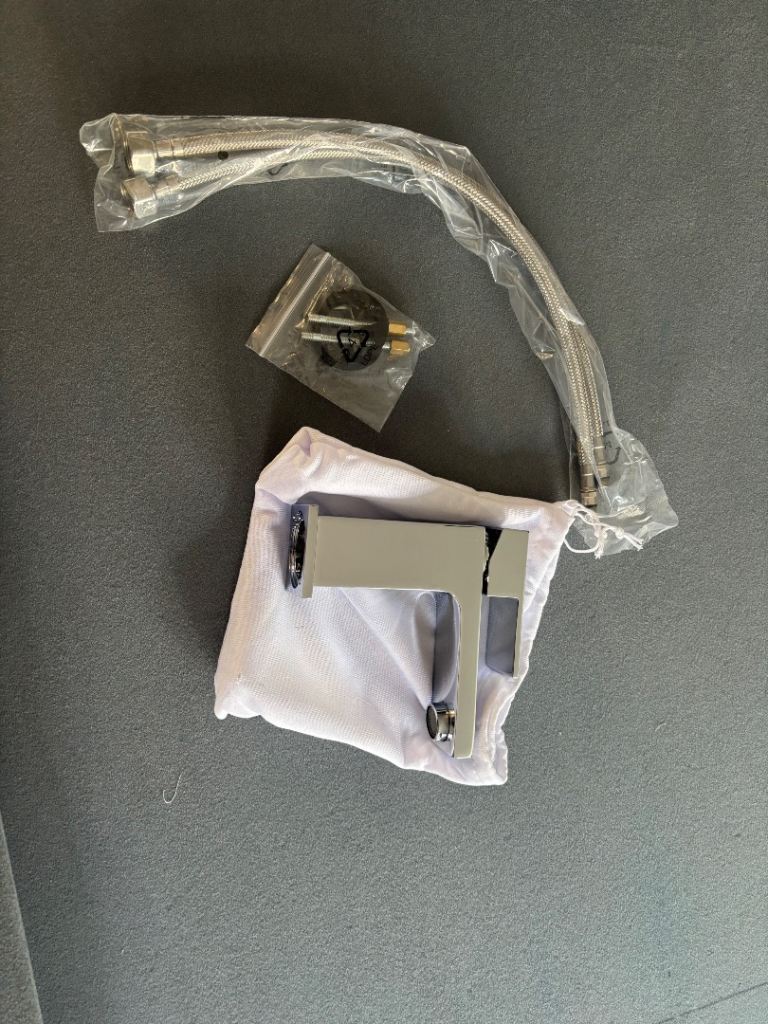 New Basin Mono Mixer Tap - Chrome Finish