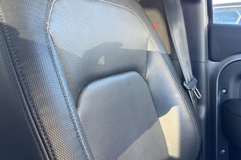 2024 Land Rover Defender 110 3.0 D300 X-Dynamic SE 5dr SUV DIESEL Automatic