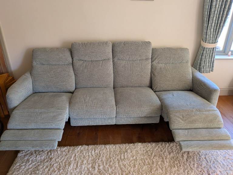 Reclining 4 seater sofa with USB charging ports