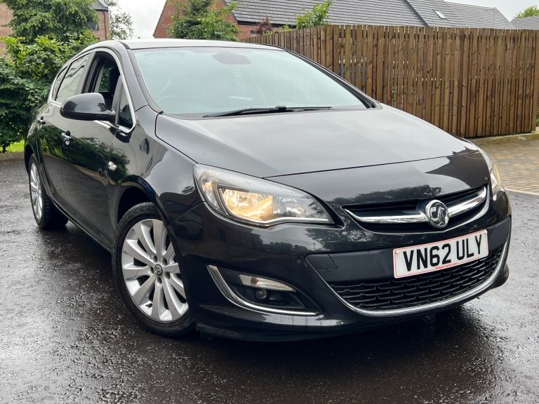 VAUXHALL ASTRA HATCHBACK 2012