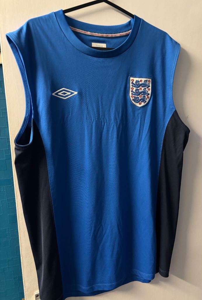 Umbro England Football Training Top – Blue, Size L
