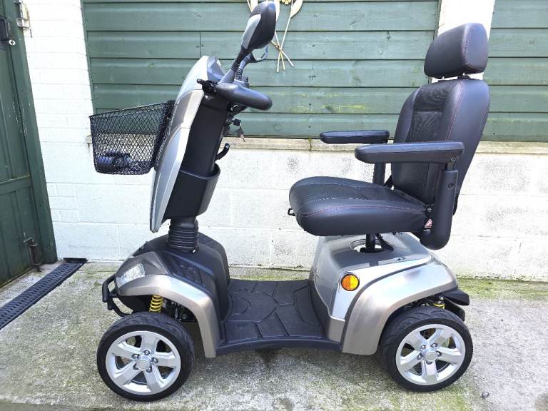 Mobility Scooter 4/8mph Kymco Agility, Rd/Pave scooter