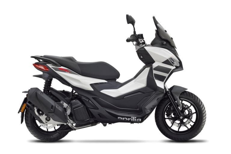 2026 APRILIA SR GT 125