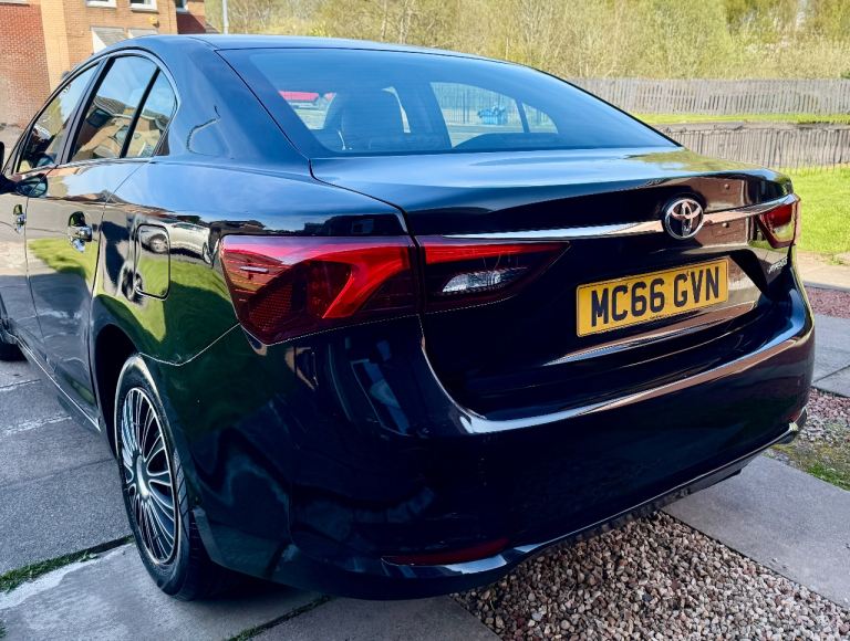Toyota, AVENSIS, Saloon, 2017, Manual, 1598 (cc), 4 doors