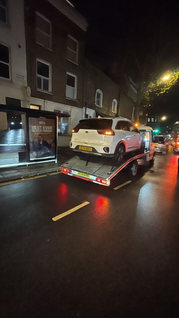 Hassoun recovery group 24/7 vehicle recovery services 