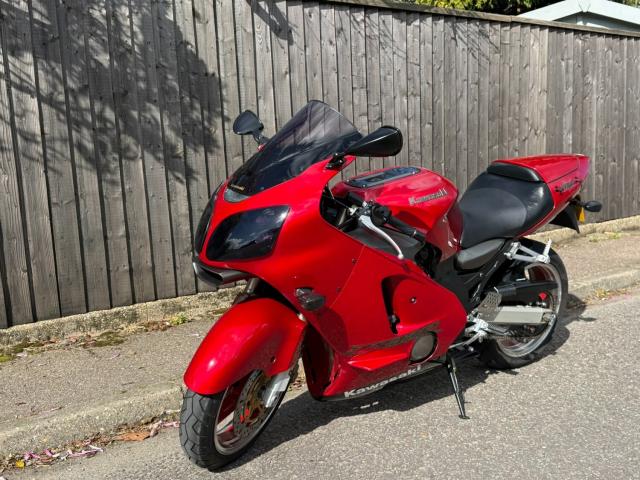 2000 Kawasaki NINJA ZX 12 ZX1200-A1 Petrol Manual | in Bournemouth