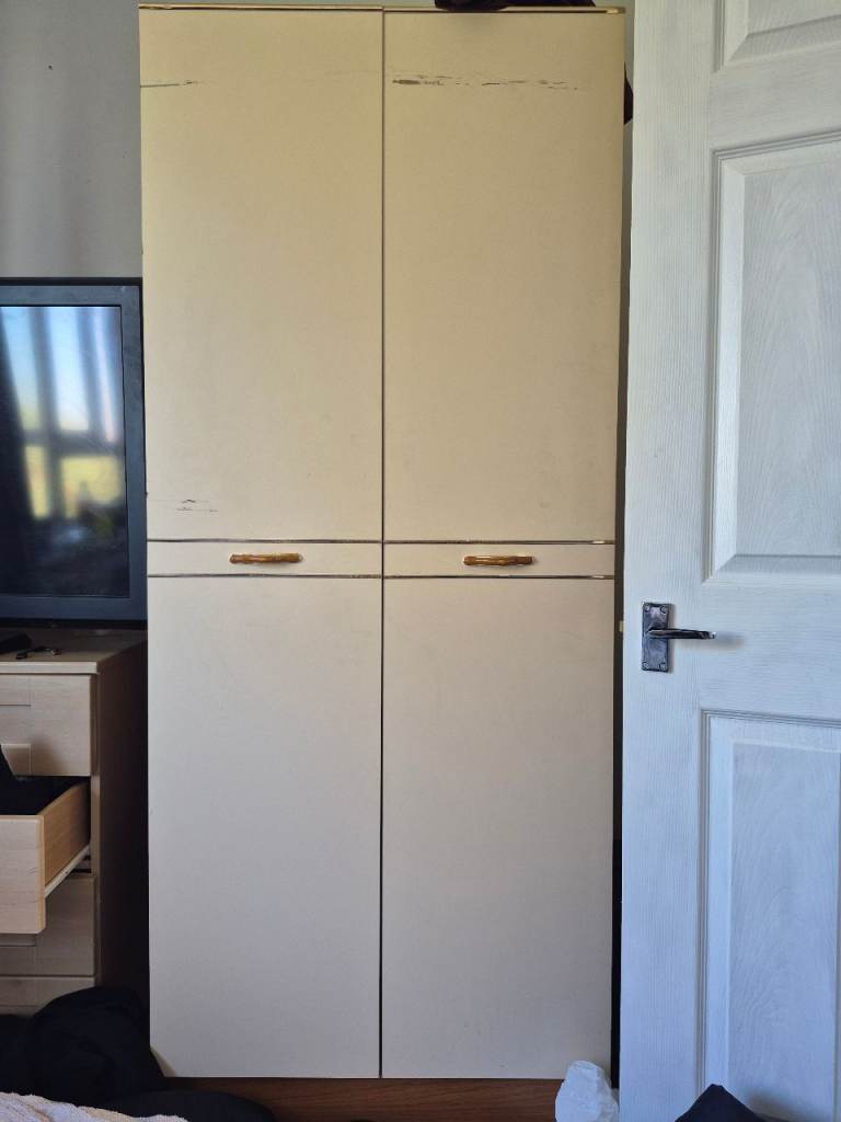FREE Wardrobe 