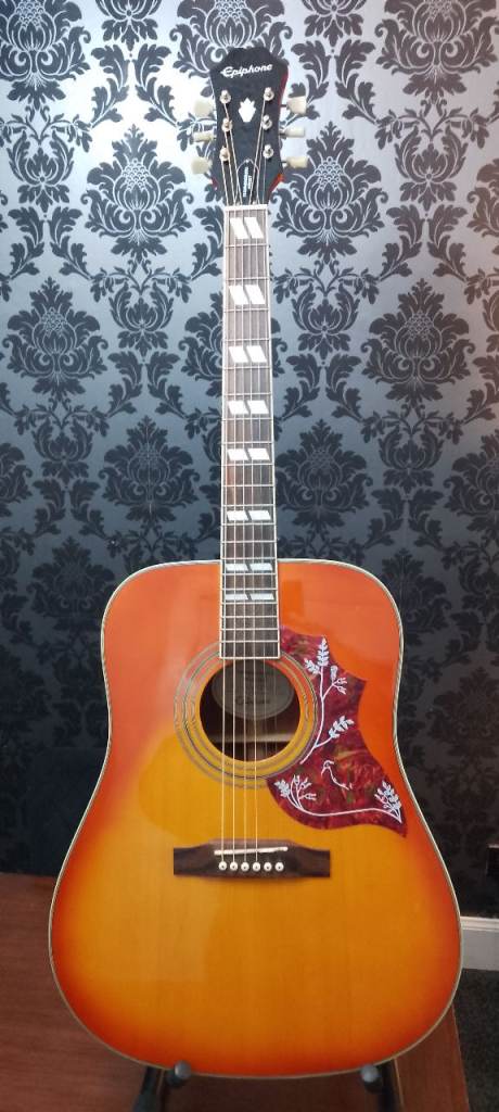 Epiphone Hummingbird Artist Guitar RARE 
