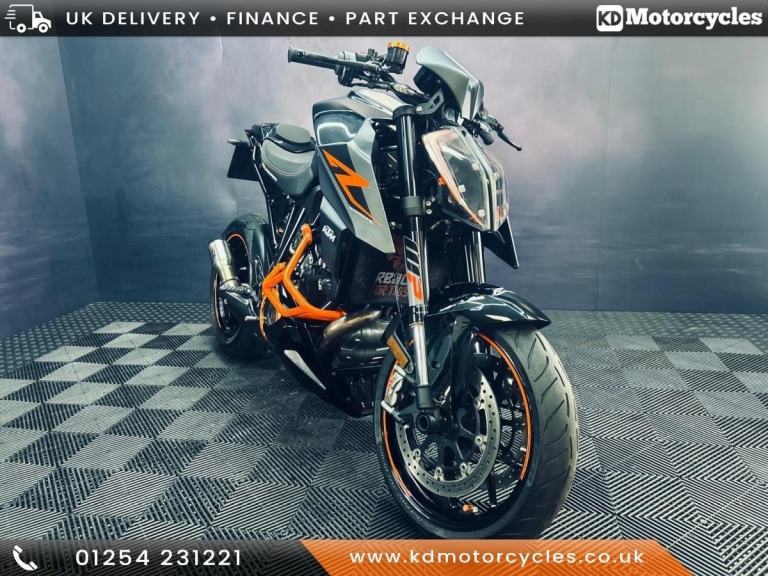 KTM 1290 Super Duke R 2018 Extras Fitted
